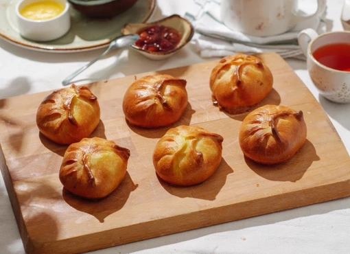 Пирожки с капустой и яйцом